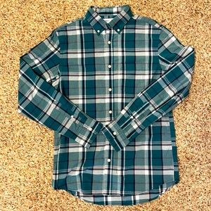 Mens Old Navy Longsleeve Shirt Size Small.